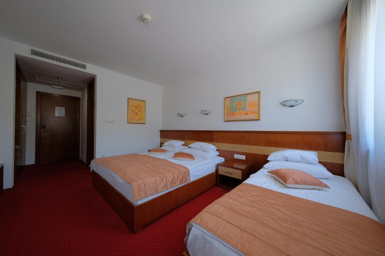 Motel Mujanic Sarajevo Mostarsko Raskrsce Bagian luar foto