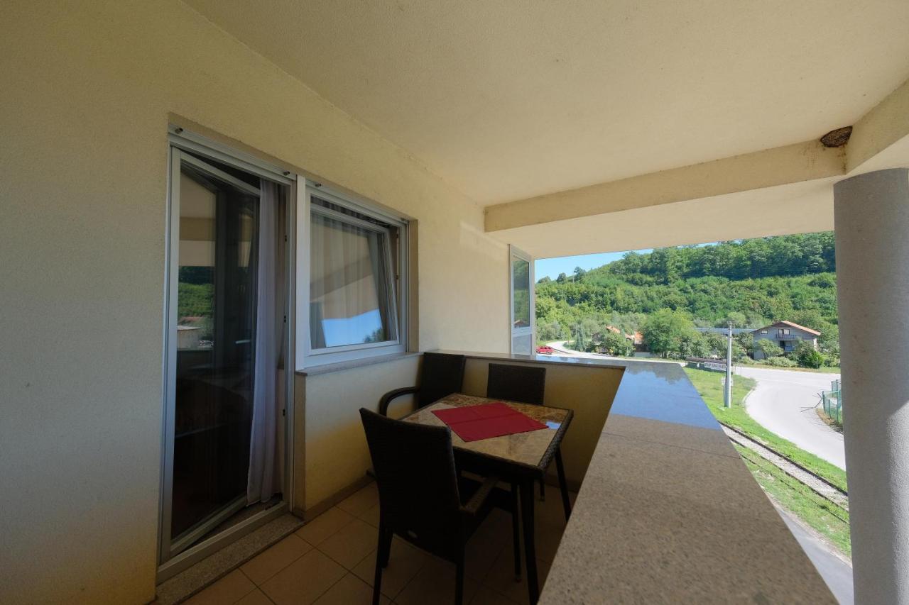 Motel Mujanic Sarajevo Mostarsko Raskrsce Bagian luar foto